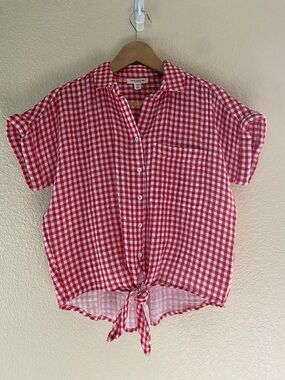 beachlunchlounge Red and White Gingham Tie-Front Button-Up Blouse